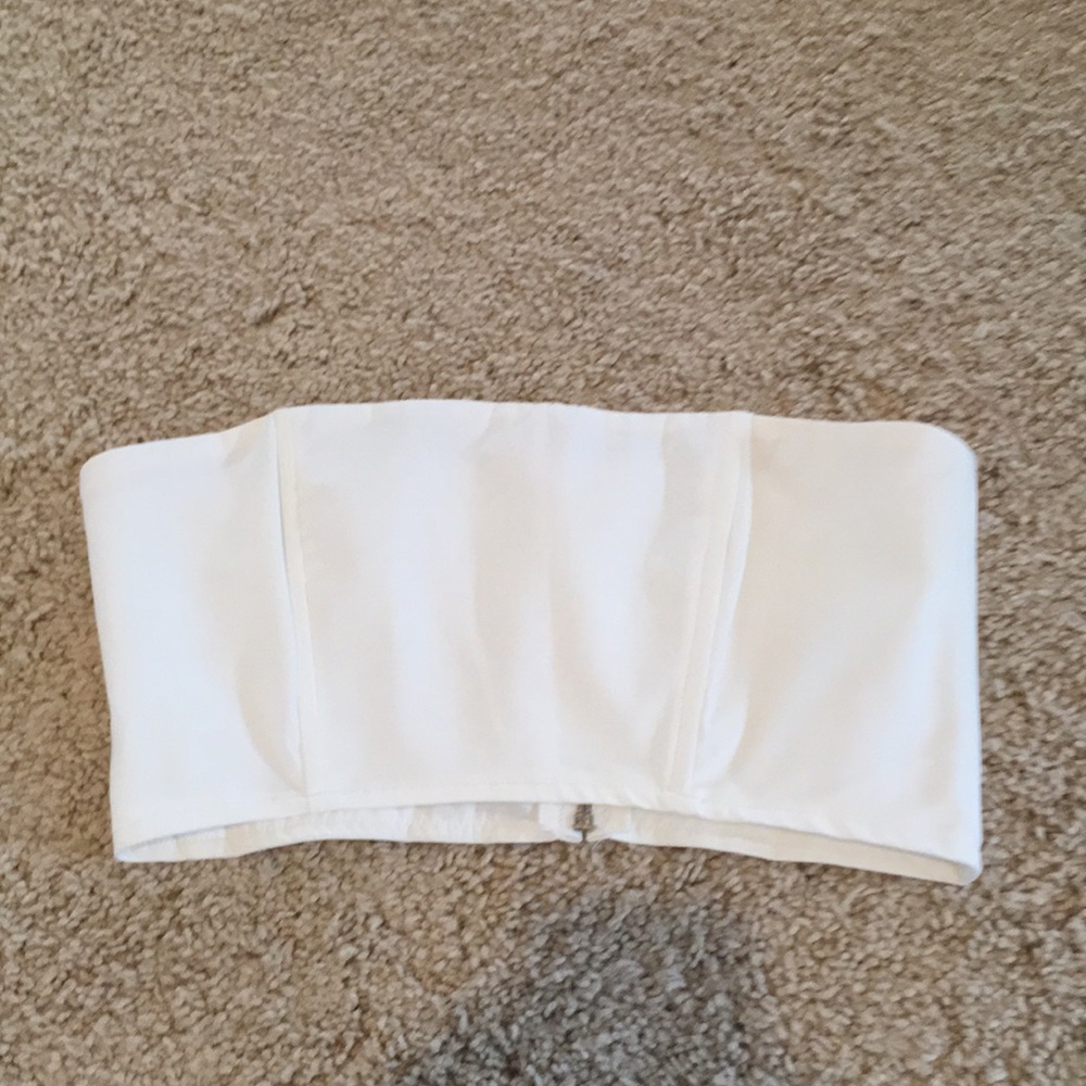 Tobi white zip up tube top